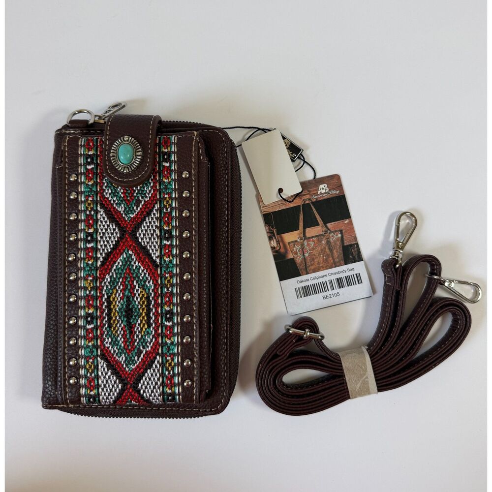 Montana West American Bling NWT Aztec Brown Leather Purse Wallet